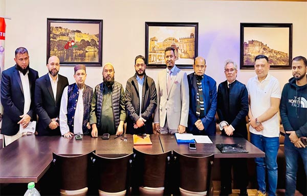 ট্রাস্টের সভাপতি ও সম্পাদকসহ নেতৃবৃন্দ